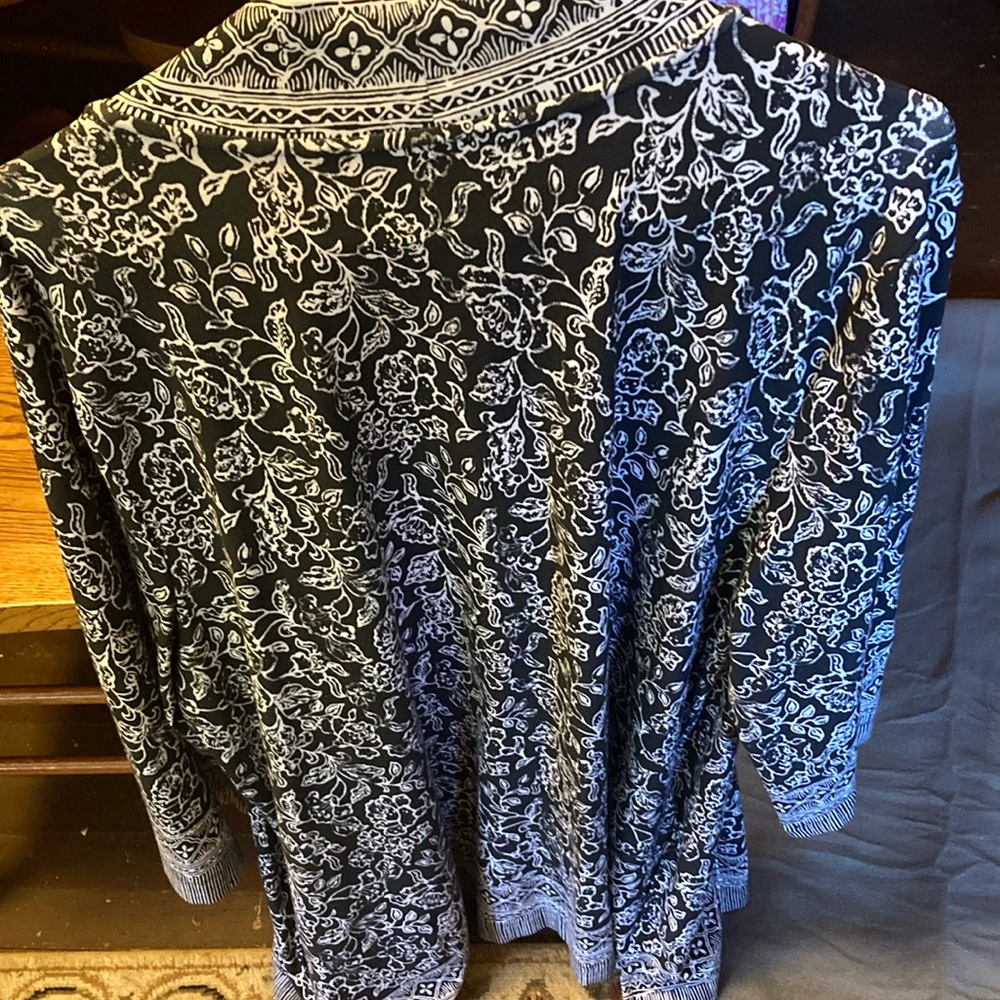 Isaac Mizrahi Black and White long cardigan - Picture 2 of 5